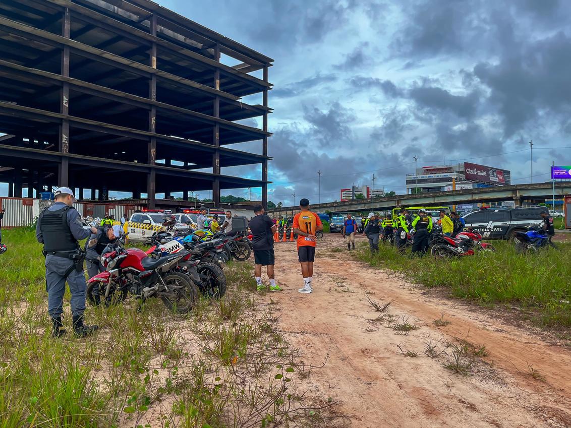 25 motocicletas com irregularidades são apreendidas em operação
